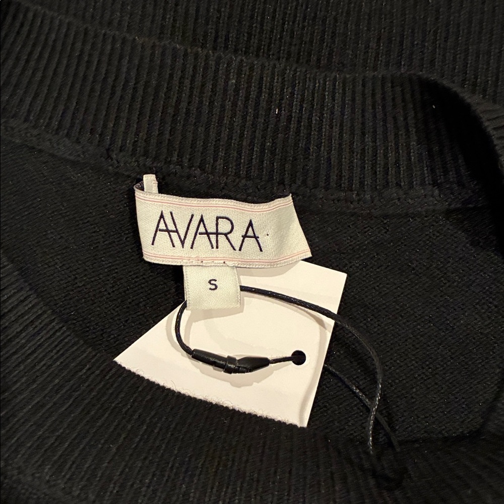 Avara Sweater - Picture 6 of 6